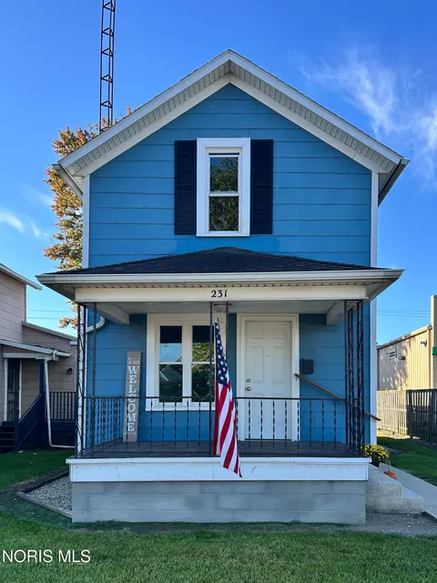 231 E Lytle St, Fostoria, OH 44830