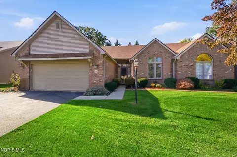 4 Shenandoah Cir, Sylvania, OH 43560