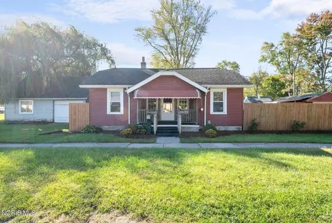 5323 Collomore Rd, Toledo, OH 43615