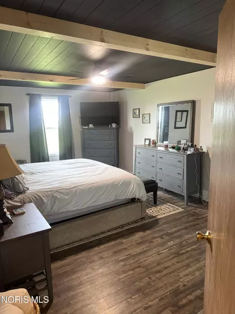 Bedroom - 10538 County Highway 330, Upper Sandusky, OH 43351 photo 3 of 8