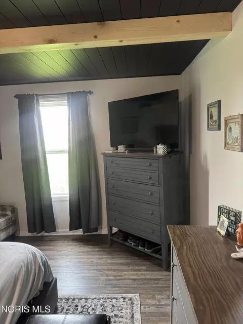 Bedroom - 10538 County Highway 330, Upper Sandusky, OH 43351 photo 4 of 8