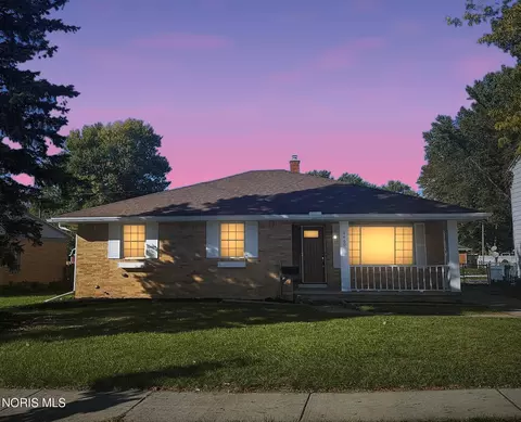 4460 Talmadge Green Rd, Toledo, OH 43623