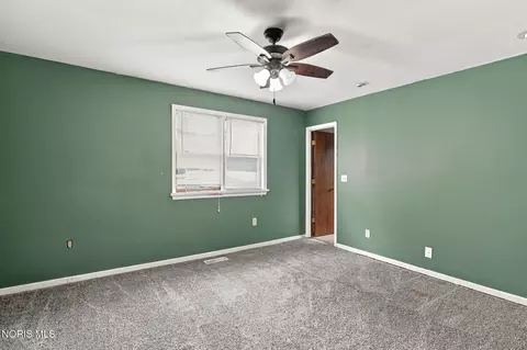 Bedroom - 216 W Cooper St, Mccomb, OH 45858 photo 7 of 10