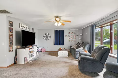 Other - 216 W Cooper St, Mccomb, OH 45858 photo 4 of 6
