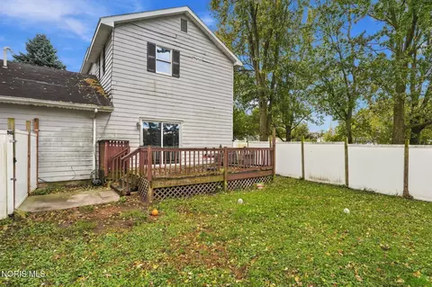 Exterior - 216 W Cooper St, Mccomb, OH 45858 photo 1 of 5
