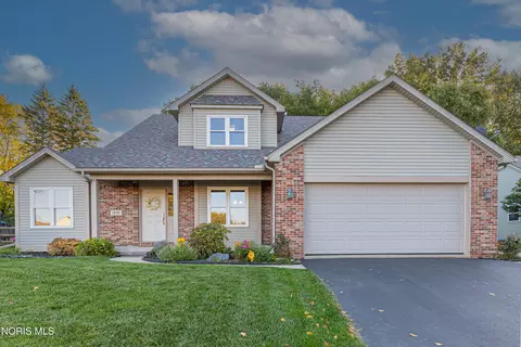 1845 Winesap Dr, Holland, OH 43528