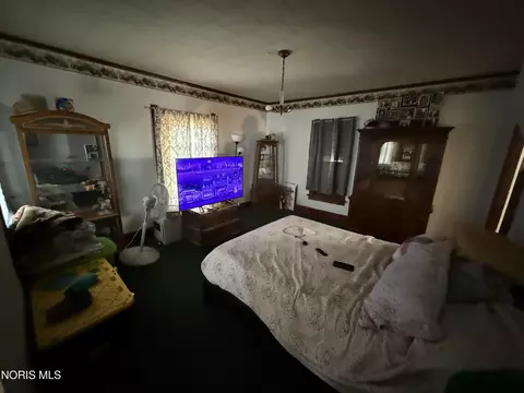 Bedroom - 437 Caldwell St, Bradner, OH 43406 photo 3 of 5