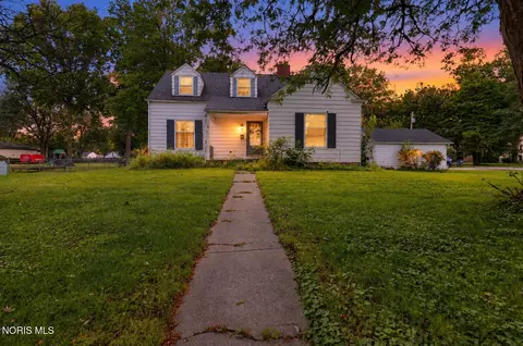 931 Eton Rd, Toledo, OH 43615
