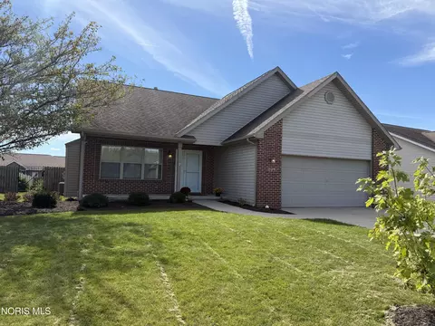 201 Carlee Ln, Findlay, OH 45840