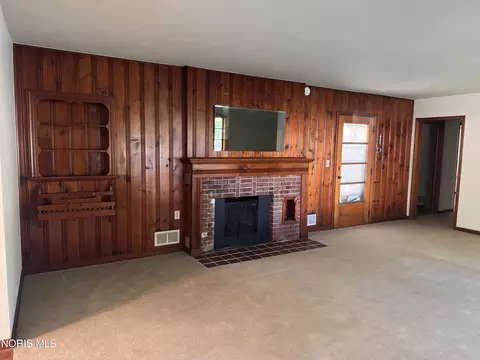 Living - 410 S Walnut St, Dunkirk, OH 45836 photo 1 of 3
