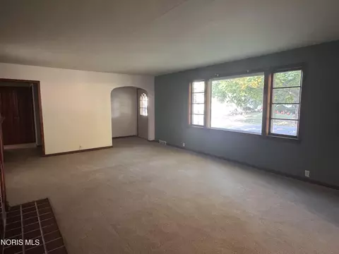 Living - 410 S Walnut St, Dunkirk, OH 45836 photo 2 of 3