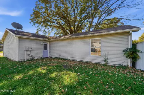 Exterior - 602 W Jackson St, Paulding, OH 45879 photo 5 of 9