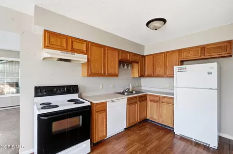 Kitchen - 602 W Jackson St, Paulding, OH 45879 photo 1 of 4