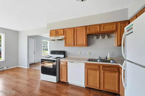Kitchen - 602 W Jackson St, Paulding, OH 45879 photo 4 of 4