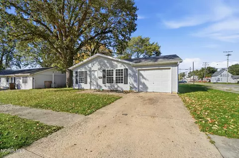 Exterior - 602 W Jackson St, Paulding, OH 45879 photo 3 of 9