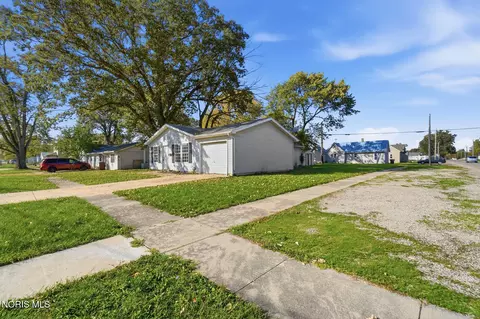 Exterior - 602 W Jackson St, Paulding, OH 45879 photo 9 of 9