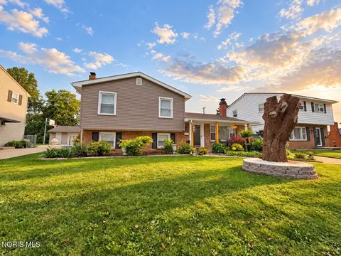 5222 Brophy Dr, Toledo, OH 43611