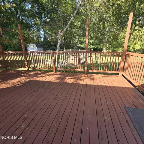 Exterior - 42108 Emerson Ct, Elyria, OH 44035 photo 8 of 16