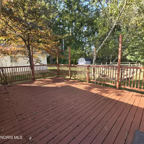 Exterior - 42108 Emerson Ct, Elyria, OH 44035 photo 12 of 16