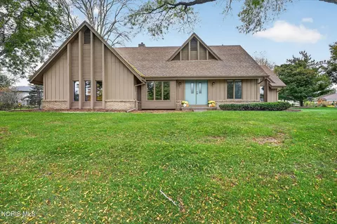 5209 Brookfield Ln, Sylvania, OH 43560