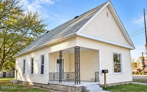 824 Berry St, Toledo, OH 43605