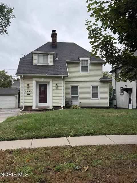 3653 Grantley Rd, Toledo, OH 43613
