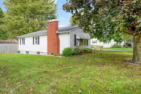 Exterior - 150 W Strong St, Wayne, OH 43466 photo 4 of 12