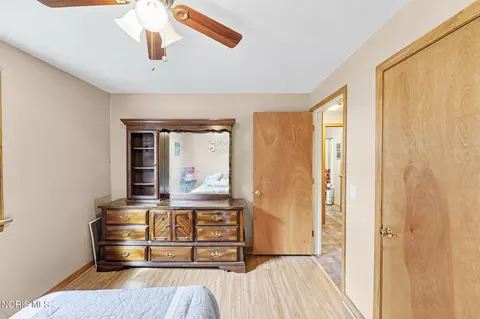 Bedroom - 150 W Strong St, Wayne, OH 43466 photo 3 of 7