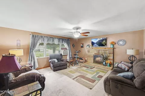 Living - 150 W Strong St, Wayne, OH 43466 photo 1 of 2