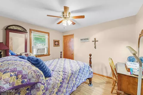 Bedroom - 150 W Strong St, Wayne, OH 43466 photo 5 of 7