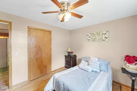 Bedroom - 150 W Strong St, Wayne, OH 43466 photo 2 of 7