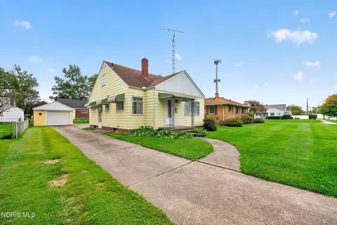 841 Linda Dr, Toledo, OH 43612