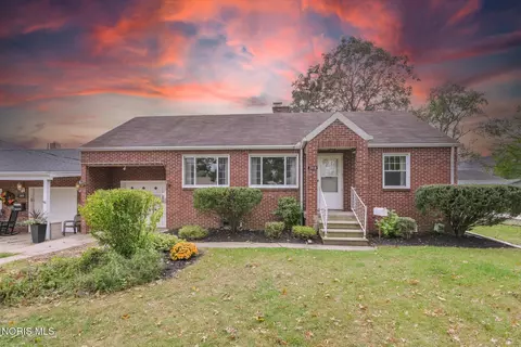 2419 Bucklew Dr, Toledo, OH 43613