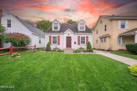 1251 Craigwood Rd, Toledo, OH 43612