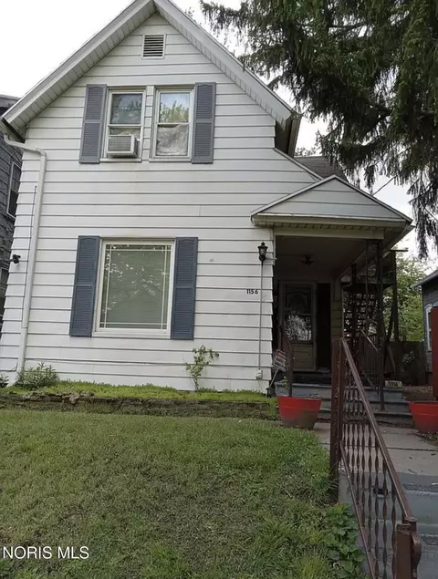 1156 Gordon St, Toledo, OH 43609