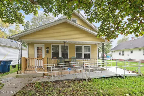 813 Mckinley Ave, Toledo, OH 43605