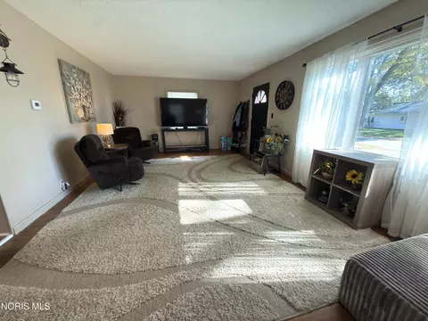 Living - 508 W Jackson St, Paulding, OH 45879 photo 1 of 1