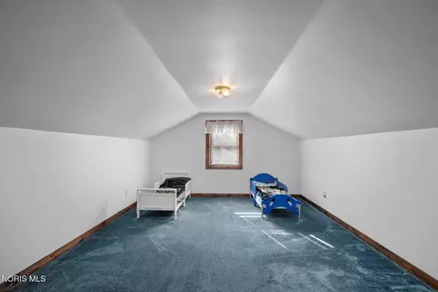 Bedroom - 8520 Cedar Point Rd, Oregon, OH 43616 photo 5 of 5