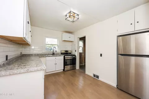 Kitchen - 746 N Walnut St, Paulding, OH 45879 photo 1 of 4