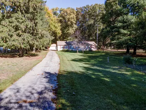 3570 County Road C, Swanton, OH 43558