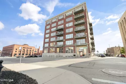 745 Washington St #310, Toledo, OH 43604