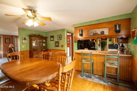 Dining - 115 Buckeye Dr, Antwerp, OH 45813 photo 2 of 3