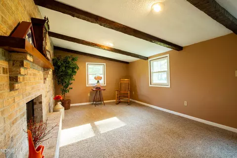Living - 115 Buckeye Dr, Antwerp, OH 45813 photo 1 of 4