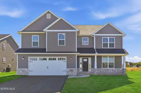 110 Kinloch Dr, Perrysburg, OH 43551