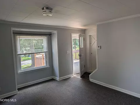 412 Ewing St, Fremont, OH 43420