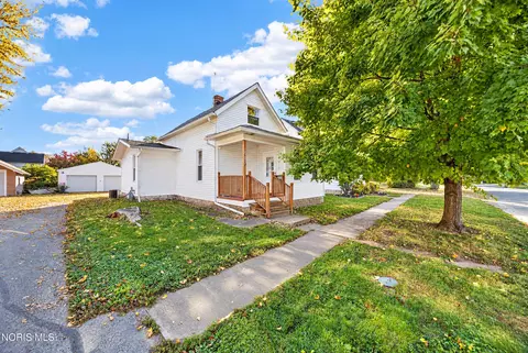 820 Cory St, Fostoria, OH 44830