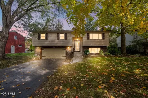 1663 Archwood Ln, Toledo, OH 43614