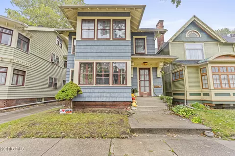 630 Winthrop St, Toledo, OH 43620