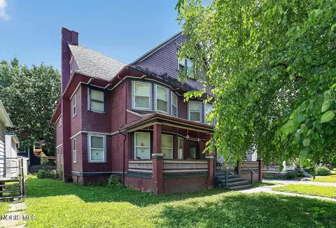 2268 Parkwood Ave, Toledo, OH 43620