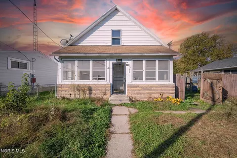 1530 Remington St, Toledo, OH 43605